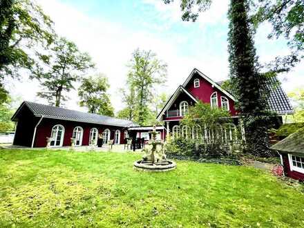 NEU! Wohnen wie ein König - "das Schloss" 500 m² Wohn-/Nutzfläche - Toplage - in Schönwalde
