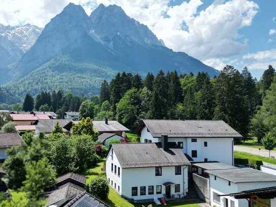 Attraktives Mehrfamilienhaus (5 WEH) – sicher vermietete - Kapitalanlage - Bergblick - großer Garten