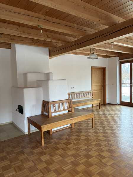                                                               Attraktives Einfamilienhaus mit 6 Zimmern N&auml;he Abensberg                                                       in Biburg (Kelheim)