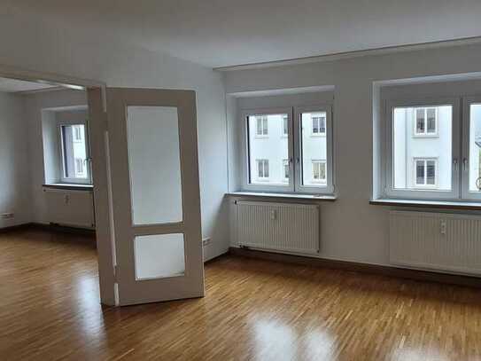 Schöne 3-Zimmer-Wohnung in Stuttgart-Mitte, ab sofort frei!