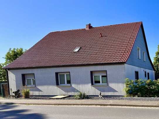 NICHT AUF MORGEN WARTEN|Massives Einfamilienhaus mit viel Potenzial auf sonnigen Grundstück!