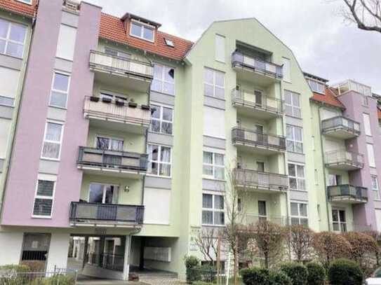 Stilvolle, geräumige 2-Zimmer-Wohnung mit Balkon in Offenbach