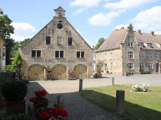 helle, geräumige Dachgeschosswohnung auf Gut Mahndorf