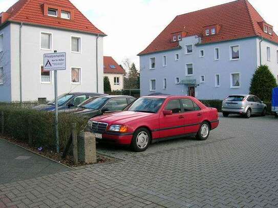 **Stressfrei parken - Ihr Stellplatz in bester Lage**