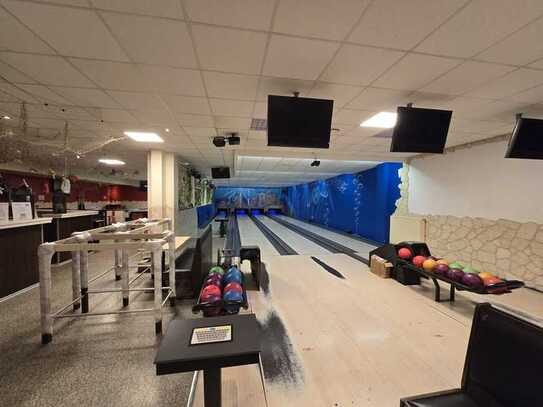 ... Gelgenheit - komplett ausgestattete Bowlingbahnfläche in Mühldorf ...