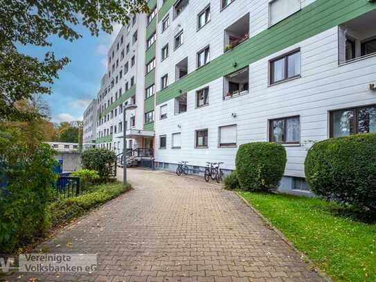 Geräumige 4-Zimmer-Maisonette-Wohnung mit Balkon und zwei Bädern im Hinterweil!