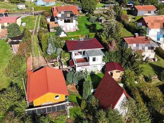 saniert - tolles Einfamilienhaus mit großem geschlossenem Carport, Gästehaus und Sauna