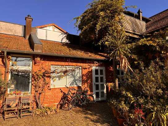 Charmante Maisonette Wohnung mit Terrasse und Garten