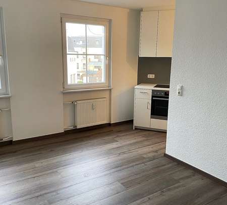 Sehr süße 1 Zimmer - Wohnung in Alt - Sachsenhausen mit EBK