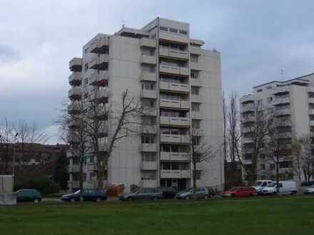 Renovierte 2 Zimmerwohnung mit Einbauküche in Karlsruhe-Mühlburg zu verkaufen!