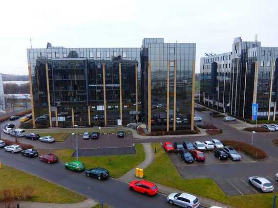 Attraktive Büroetage im Sachsenpark an der NEUEN MESSE optional mit Archiv & Stellplatz