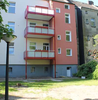 Traumhafte Wohnung mit großem Balkon!!!