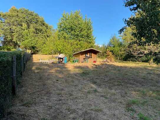 Traumhaftes Gartengrundstück in Pforzheim Büchenbronn