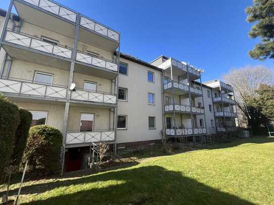 Wohnung in Hochparterre für Sie neu saniert mit großem Balkon + 2 Monaten Nettokaltmietfrei