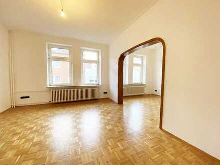 Renovierte Altbauwohnung mit Stäbchenparkett | hohe Decken | ca. 90 m² in Horst | 1 Schlafzimmer