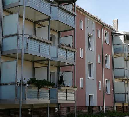 Erstbezug nach Modernisierung! Schöne 3 Zimmerwohnung mit Balkon in Hannover-Stöcken