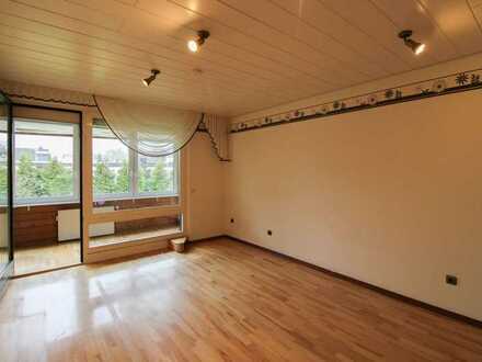 3-Zimmer-Wohnung mit Garage, Wintergarten und Loggia - Erbbaurecht