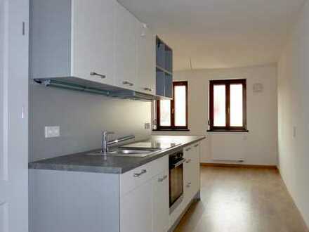 Stilvolles 1-Raum-Appartement mit Einbauküche in der Innenstadt Ambergs