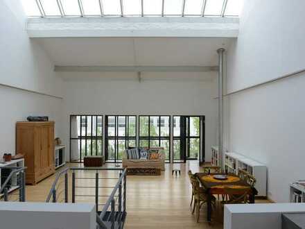 Echtes Künstler-Atelier mit idealen Lichtverhältnissen in den Reinbeckhallen - Nordausrichtung