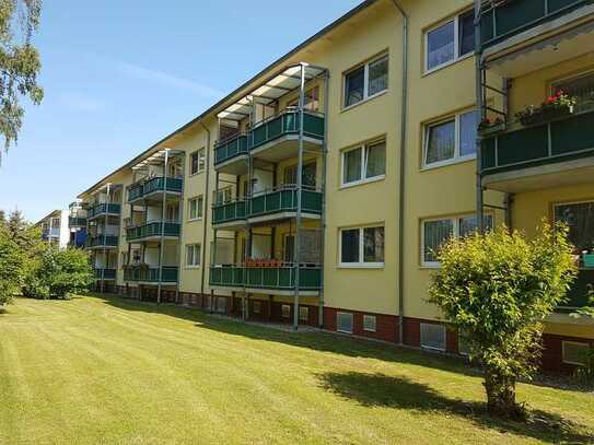 Top renovierte 2-Raum-Wohnung mit Balkon und super tollem Ausblick