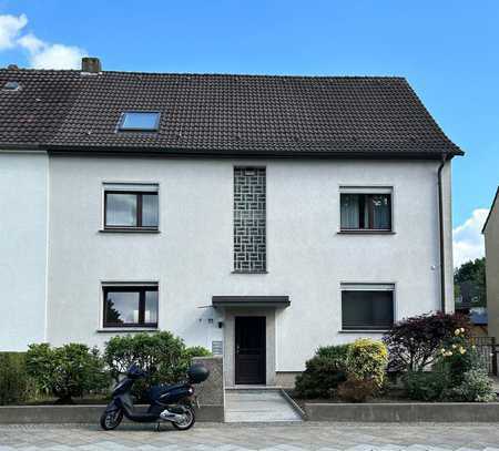 Erstbezug nach Sanierung: Attraktive 2-Zimmer-Hochparterre-Wohnung in Bochum