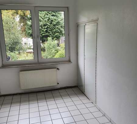 379 € - 54.12 m² - 2.0 Zi.