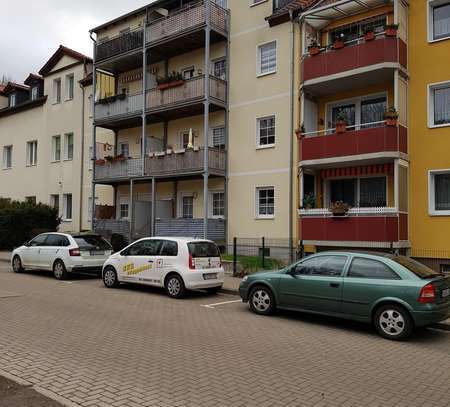 Vermiete 3-Raum-Wohnung in Halberstadt im 1.OG mit Balkon