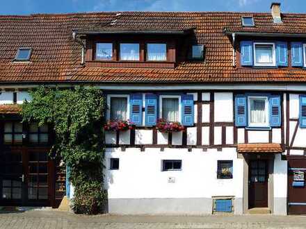 Wunderschönes Fachwerkhaus mit tollem Garten und Sicht ins Grüne