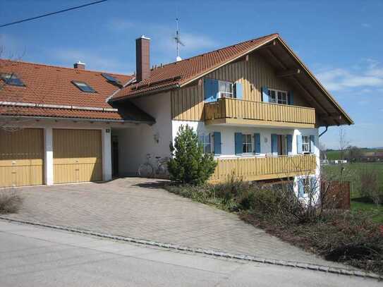 3-Zimmer-DG-Wohnung mit Balkon und herrlichem Bergblick