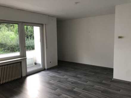 Renovierte 1,5-Zimmer-Wohnung mit Balkon im Zentrum von Ennepetal