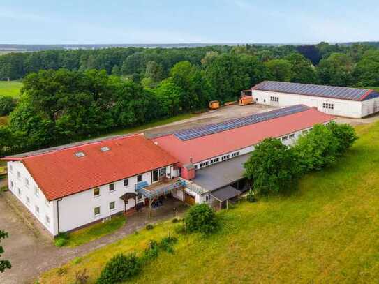 Hallen und Bürogebäude in Netzeband bei Neuruppin - Nahe A24 & A19, modern und energieeffizient!