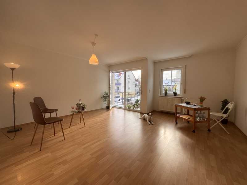 Helle 2-Zimmerwohnung im 1. OG mit 2 Balkonen plus Hobbyraum im Keller in Leipzig Böhlitz-Ehrenberg