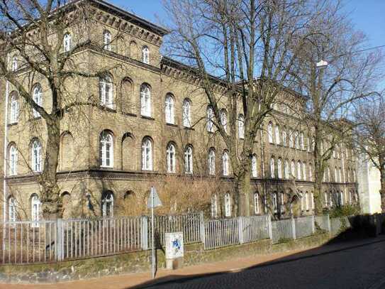 3 -Zimmer Loftwohnung in einem historischen ruhigen Gebäude