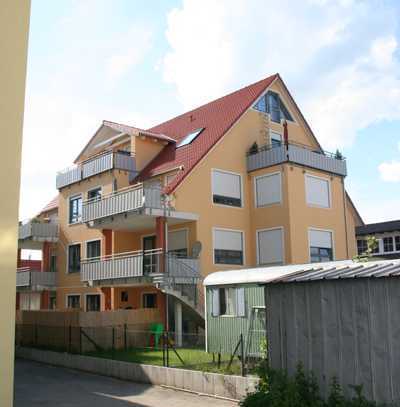 Schöne 3-ZKB-Maisonette-Wohnung im DS/Dachraum mit Balkon in Mering