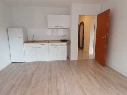 Kleine (ältere) Wohnung in ruhiger Lage in Dreieich-Sprendlingen. 
450 € Kaltmiete - 42 m² - 2 Zi.