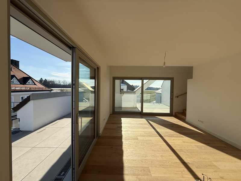 Loftartige 2 1/2 Zimmer Dachterrassen Wohnung - Neubau mit niedrigen Nebenkosten im Würmtal