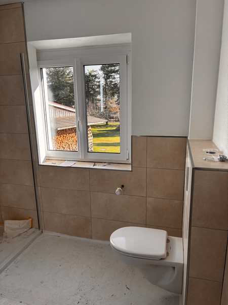                                                               Neue Renovierte helle 2 Zimmerwohnung                                                       in Rieden (Amberg-Sulzbach)