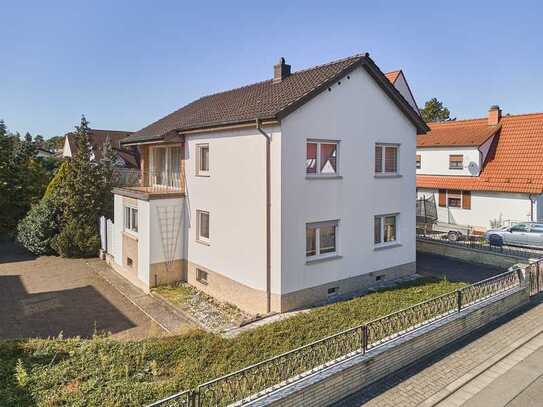 EFH auf großem Grundstück mit uneinsehbarem Garten und vielseitigen Nutzungsmöglichkeiten!