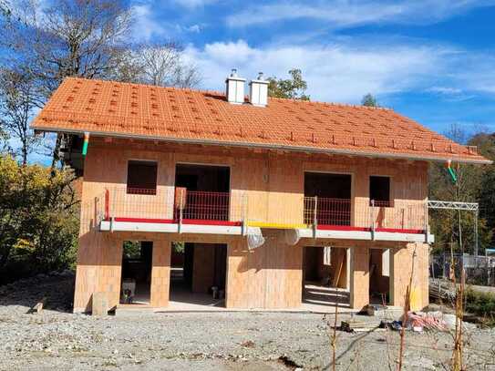 BAUTRÄGEROBJEKT - Neubau: Doppelhaushälfte in sonniger, idyllischer Lage!