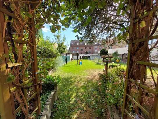 EFH mit schönem Garten, großer Terrasse & Garage in MG-Geistenbeck