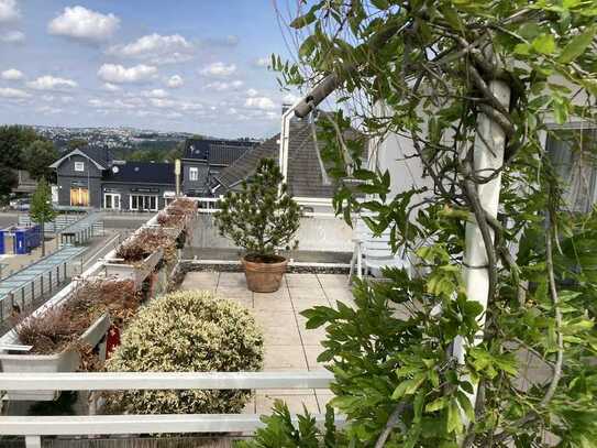 Gepflegte Penthouse-Wohnung in zentraler Lage