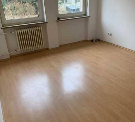 *Helle 2-Zimmer Whg. in München*