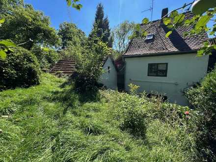 Baugrundstück mit Altbestand in Landshut - 600 Meter fußläufig zur Altstadt gelegen!!