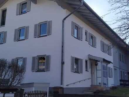 Schönes und gepflegtes 9-Zimmer-Mehrfamilienhaus in Otterfing