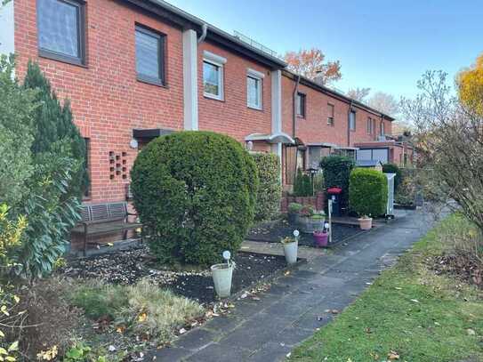 Familiengerechtes Reihenmittelhaus in Bramfeld zu verkaufen.