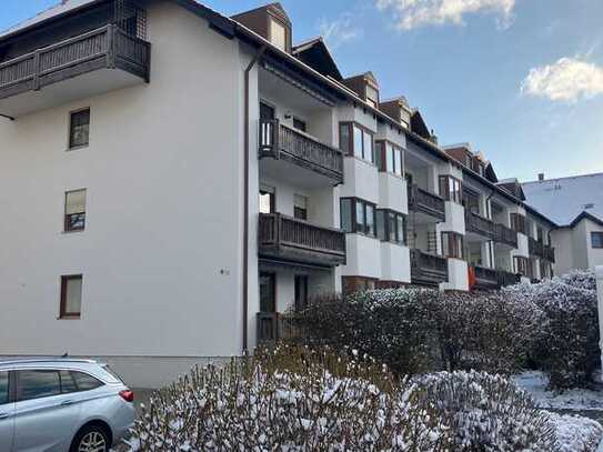 ZENTRAL WOHNEN!!! Stilvolle 3,5-Zimmer-Wohnung in Stadtlage mit West-Balkon