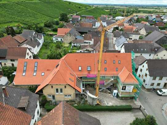 Schöner wohnen in Auggen!
Top sanierte 2 Zimmer Wohnung in komplett saniertem Bauernhof