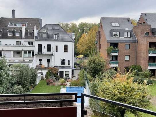 2-Zimmerwohnung mit Hochwertigen Küche direkt am Klemensplatz in Kaiserswerth