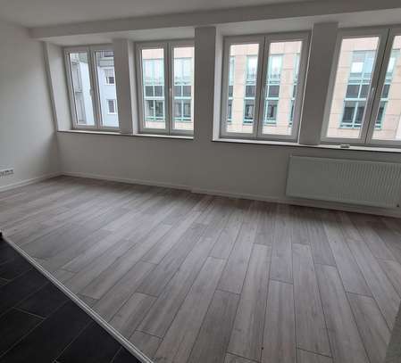 Sanierte 1 Zimmerwohnung mitten in Darmstadt