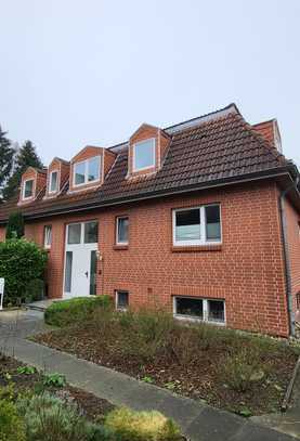 Helle und geräumige Dachgeschosswohnung mit Balkon